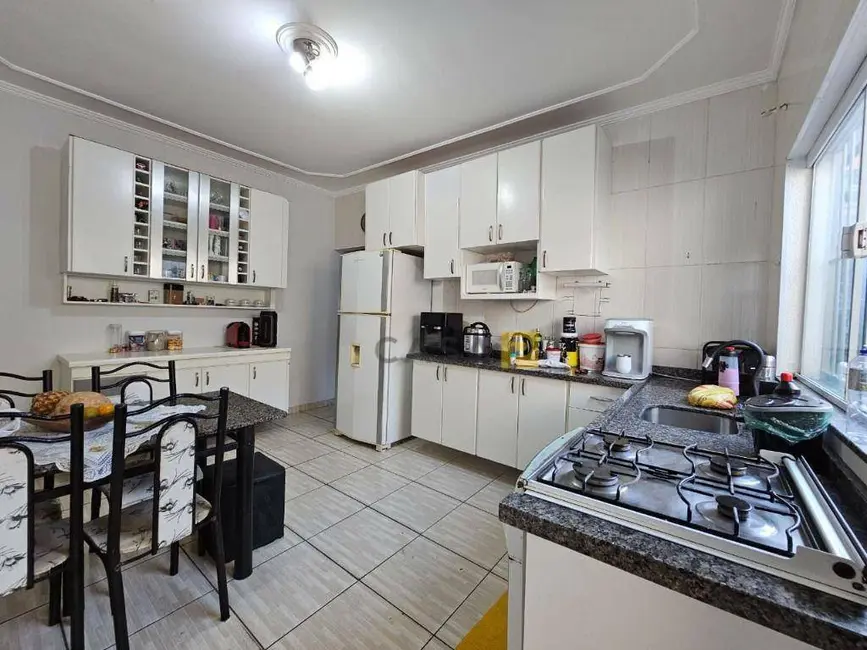 Foto 5 de Casa com 3 quartos à venda, 150m2 em Parque Residencial Klavin, Nova Odessa - SP