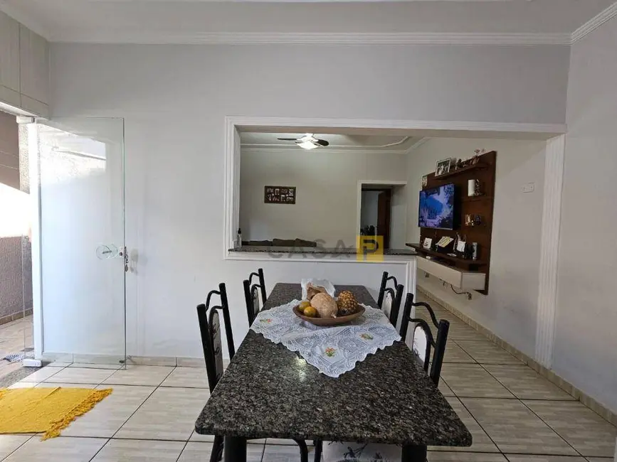 Foto 4 de Casa com 3 quartos à venda, 150m2 em Parque Residencial Klavin, Nova Odessa - SP