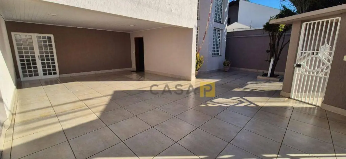 Casa com 3 quartos à venda, 300m2 em Jardim São Paulo, Americana - SP - imagem 3 Foto 3 de Casa com 3 quartos à venda, 300m2 em Jardim São Paulo, Americana - SP