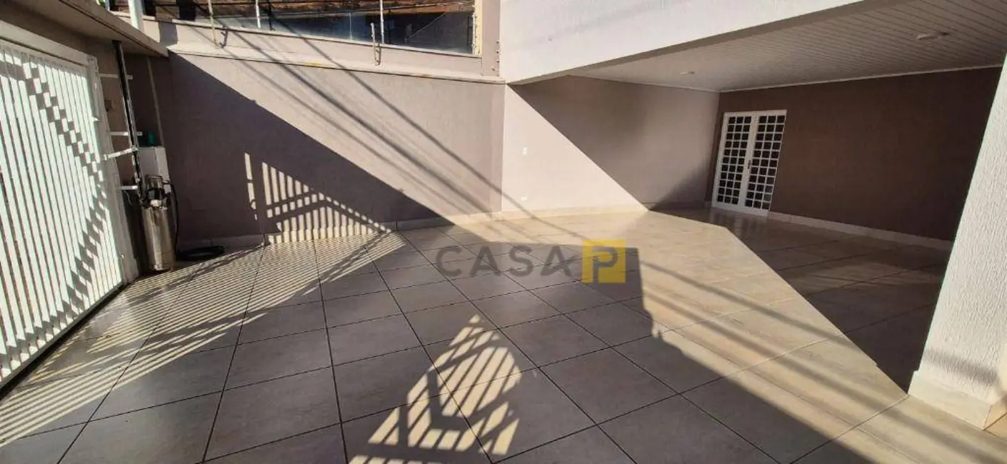 Casa com 3 quartos à venda, 300m2 em Jardim São Paulo, Americana - SP - imagem 2 Foto 2 de Casa com 3 quartos à venda, 300m2 em Jardim São Paulo, Americana - SP