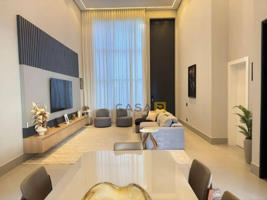 Casa de Condomínio com 3 quartos à venda, 637m2 em Loteamento Residencial Jardim Villagio II, Americana - SP - imagem 2 Foto 2 de Casa de Condomínio com 3 quartos à venda, 637m2 em Loteamento Residencial Jardim Villagio II, Americana - SP