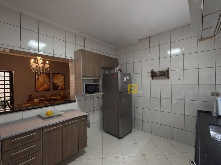 Foto 5 de Casa com 3 quartos à venda, 300m2 em Americana - SP