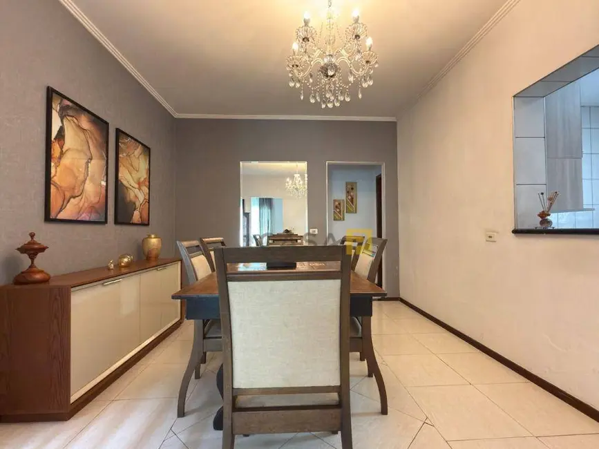 Foto 3 de Casa com 3 quartos à venda, 300m2 em Americana - SP