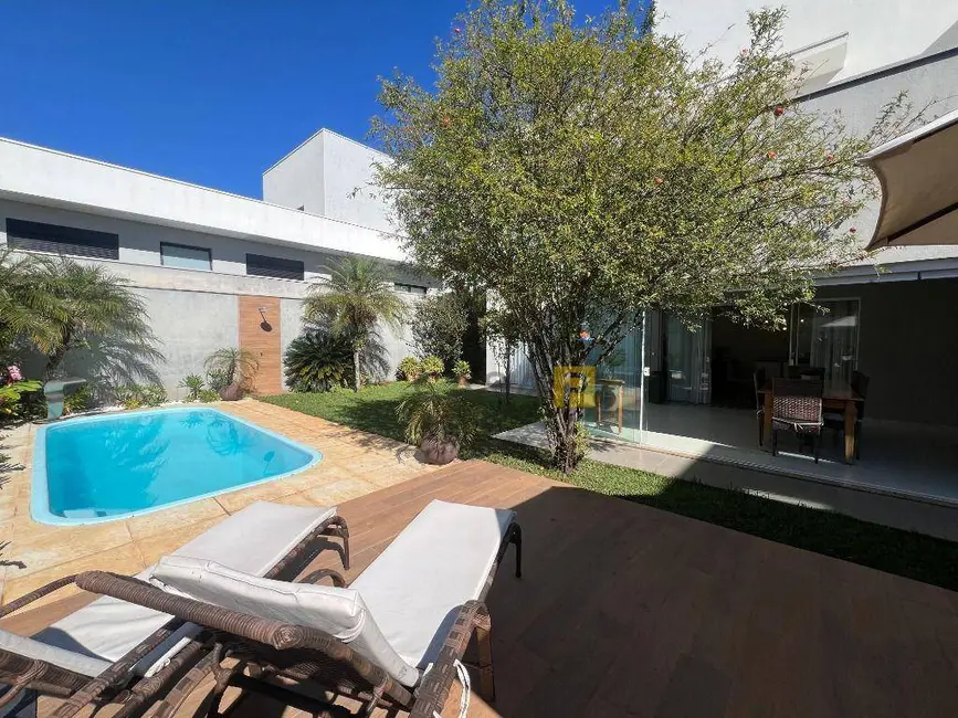 Casa de Condomínio com 3 quartos à venda, 450m2 em Loteamento Residencial Jardim Villagio II, Americana - SP - imagem 1 Foto 1 de Casa de Condomínio com 3 quartos à venda, 450m2 em Loteamento Residencial Jardim Villagio II, Americana - SP