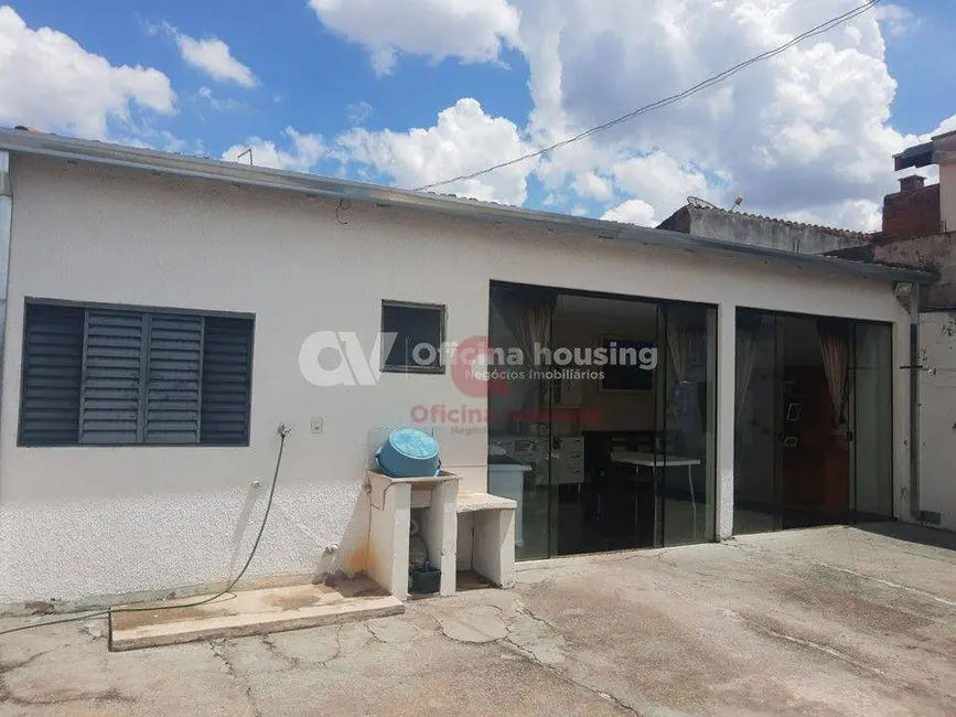Foto 6 de Casa com 4 quartos à venda, 250m2 em Parque das Laranjeiras, Mogi Mirim - SP