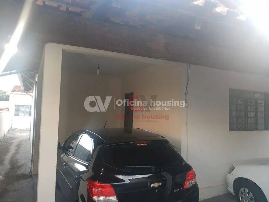 Foto 3 de Casa com 4 quartos à venda, 250m2 em Parque das Laranjeiras, Mogi Mirim - SP