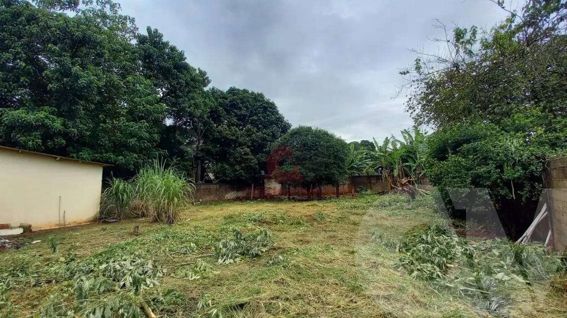 Foto 4 de Casa com 2 quartos à venda, 601m2 em Jardim Primavera, Mogi Mirim - SP