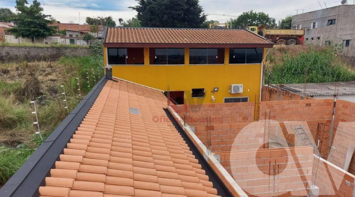 Foto 1 de Casa com 4 quartos à venda, 250m2 em Parque das Laranjeiras, Mogi Mirim - SP