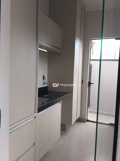 Foto 4 de Casa de Condomínio com 3 quartos à venda, 372m2 em Estiva Gerbi - SP