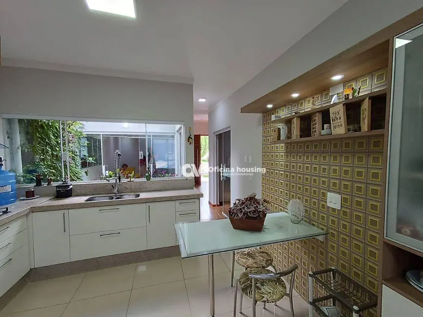 Foto 2 de Casa de Condomínio com 2 quartos à venda, 200m2 em Jardim Santa Mônica I, Mogi Guacu - SP
