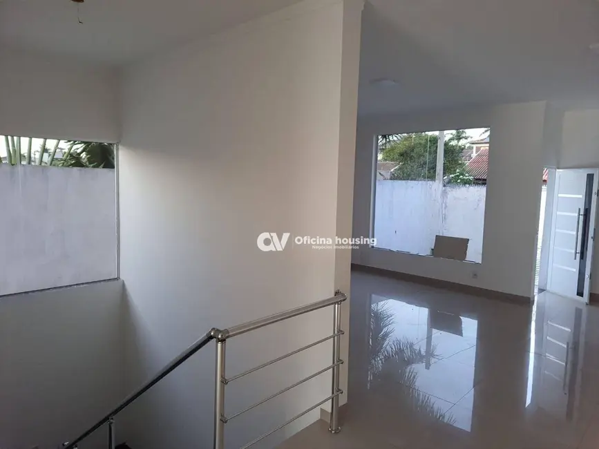 Foto 3 de Sobrado com 4 quartos à venda, 150m2 em Jardim Elite, Mogi Mirim - SP