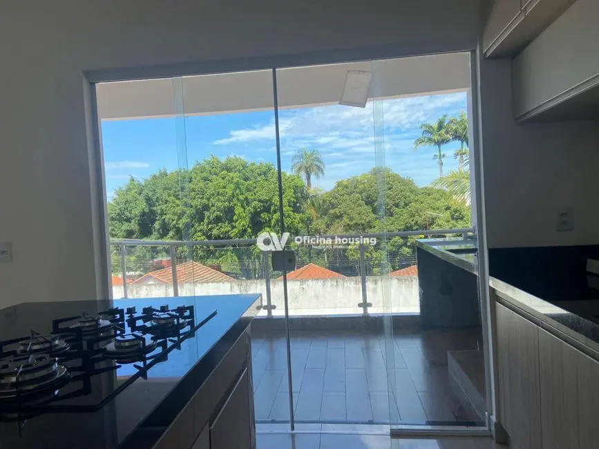 Foto 1 de Sobrado com 4 quartos à venda, 150m2 em Jardim Elite, Mogi Mirim - SP