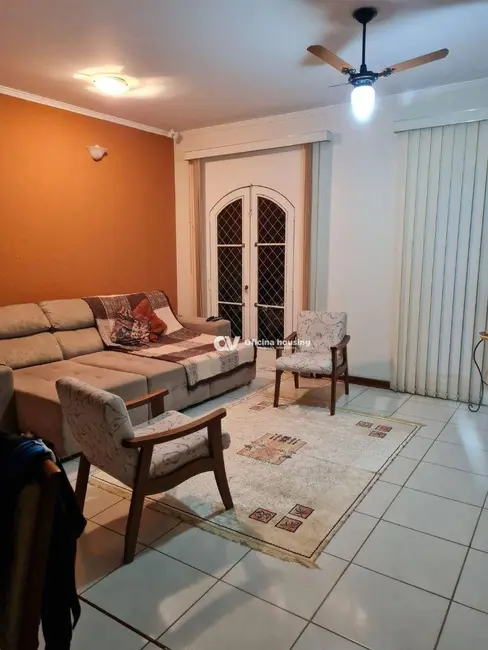 Foto 4 de Casa com 3 quartos à venda, 330m2 em Jardim Longatto, Mogi Mirim - SP