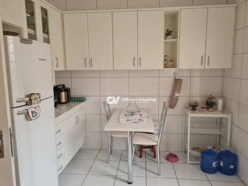 Foto 3 de Casa com 3 quartos à venda, 330m2 em Jardim Longatto, Mogi Mirim - SP