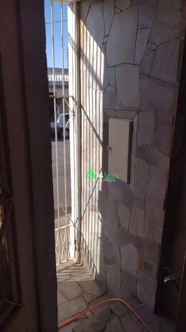 Foto 2 de Casa com 3 quartos à venda, 250m2 em Centro, Mogi Mirim - SP