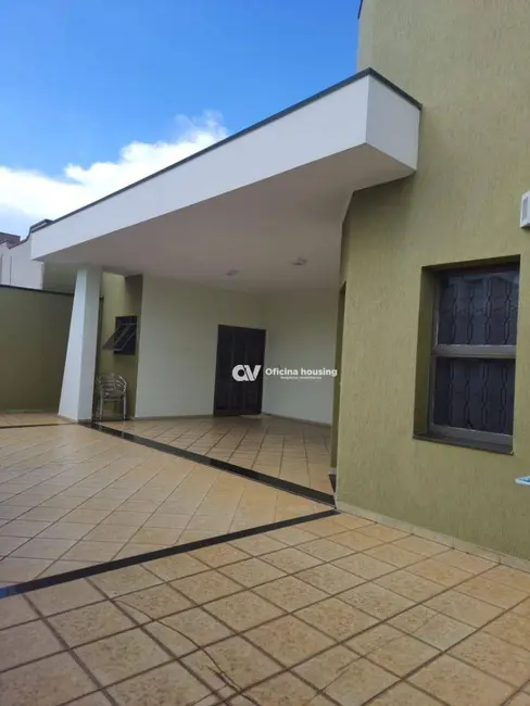 Foto 1 de Casa com 4 quartos à venda, 252m2 em Parque Cidade Nova, Mogi Guacu - SP