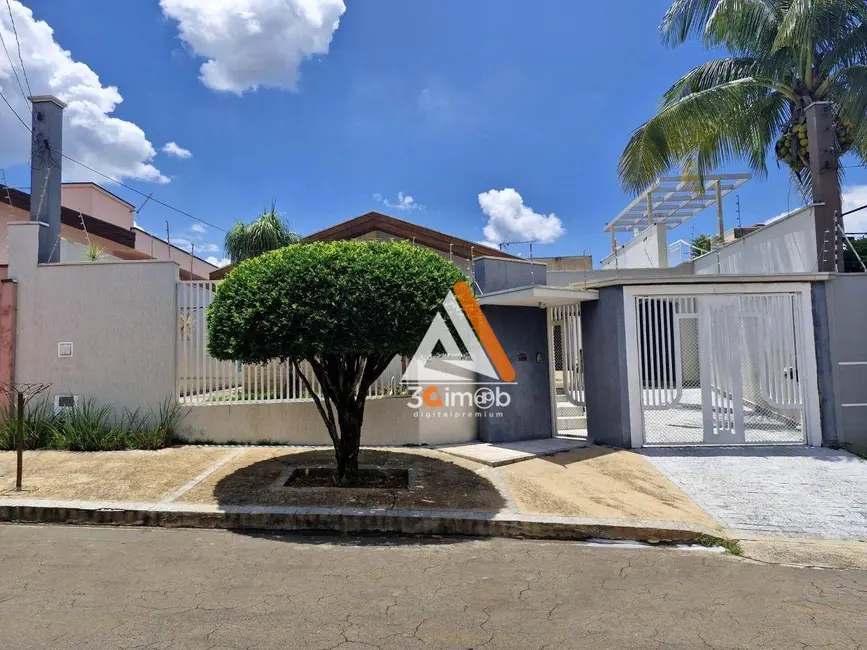 Foto 1 de Casa com 3 quartos à venda, 300m2 em Parque Residencial Cambuí, Mogi Guacu - SP
