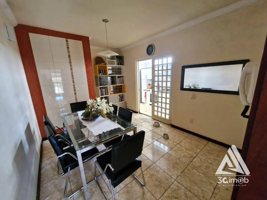 Foto 8 de Casa com 3 quartos à venda, 300m2 em Parque Residencial Cambuí, Mogi Guacu - SP