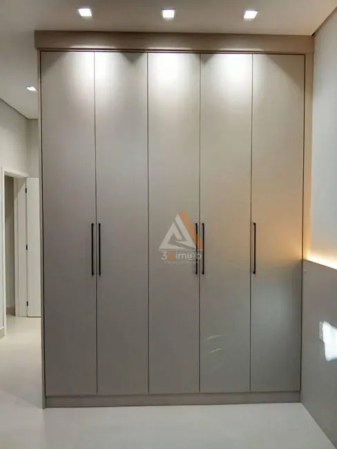 Foto 9 de Casa de Condomínio com 3 quartos à venda, 300m2 em Vila Roberto, Mogi Guacu - SP