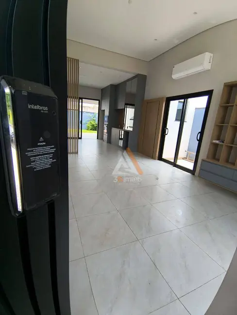 Foto 7 de Casa de Condomínio com 3 quartos à venda, 300m2 em Mogi Mirim - SP