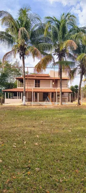 Chácara com 3 quartos à venda e para alugar, 1012m2 em Jardim Magali, Itapira - SP - imagem 1 Foto 1 de Chácara com 3 quartos à venda e para alugar, 1012m2 em Jardim Magali, Itapira - SP