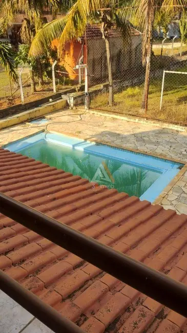 Chácara com 3 quartos à venda e para alugar, 1012m2 em Jardim Magali, Itapira - SP - imagem 3 Foto 3 de Chácara com 3 quartos à venda e para alugar, 1012m2 em Jardim Magali, Itapira - SP