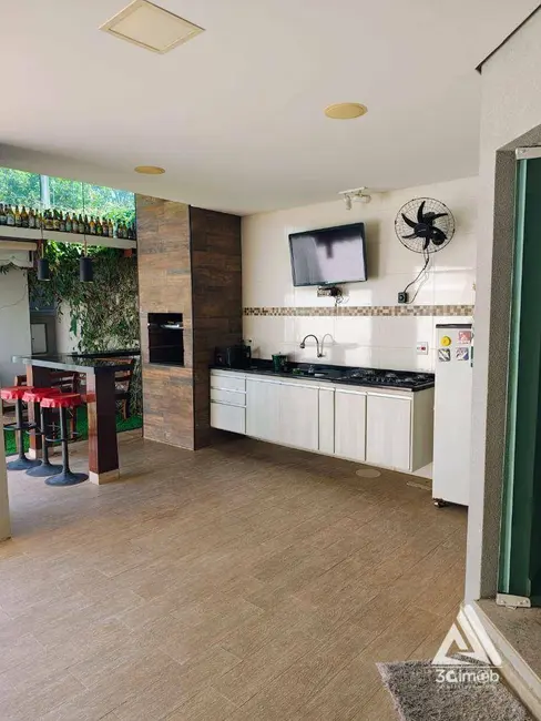 Sobrado com 2 quartos à venda, 221m2 em Jardim Bandeirantes, Mogi Guacu - SP - imagem 8 Foto 8 de Sobrado com 2 quartos à venda, 221m2 em Jardim Bandeirantes, Mogi Guacu - SP