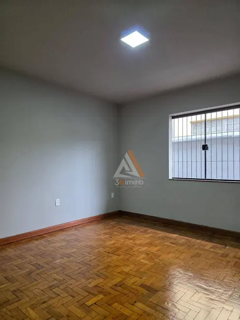 Foto 9 de Casa com 3 quartos para alugar, 336m2 em Jardim Áurea, Mogi Mirim - SP
