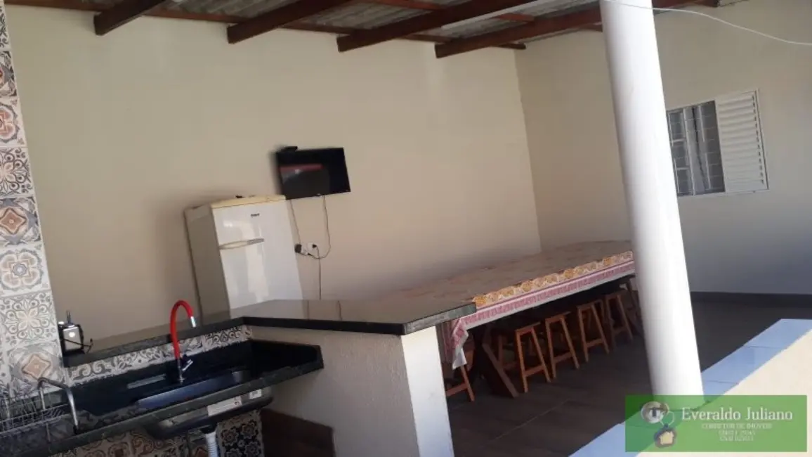 Casa com 3 quartos à venda em Jacarezinho - PR - imagem 8 Foto 8 de Casa com 3 quartos à venda em Jacarezinho - PR