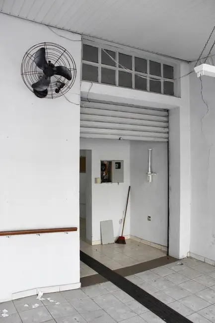 Sala Comercial à venda e para alugar, 700m2 em Moema, São Paulo - SP - imagem 3 Foto 3 de Sala Comercial à venda e para alugar, 700m2 em Moema, São Paulo - SP