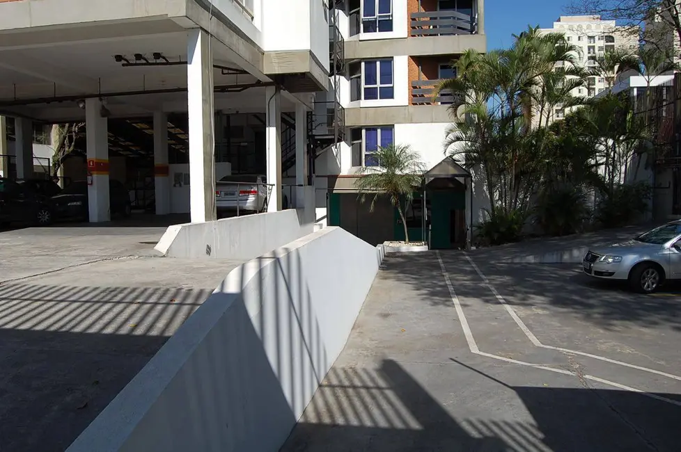 Sala Comercial à venda, 1250m2 em Vila Santa Catarina, São Paulo - SP - imagem 1 Foto 1 de Sala Comercial à venda, 1250m2 em Vila Santa Catarina, São Paulo - SP