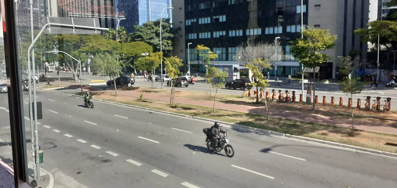 Foto 7 de Loja para alugar, 239m2 em Jardim Paulistano, São Paulo - SP