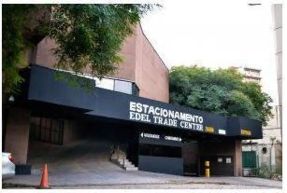 Loja para alugar, 225m2 em Indianópolis, São Paulo - SP - imagem 8 Foto 8 de Loja para alugar, 225m2 em Indianópolis, São Paulo - SP