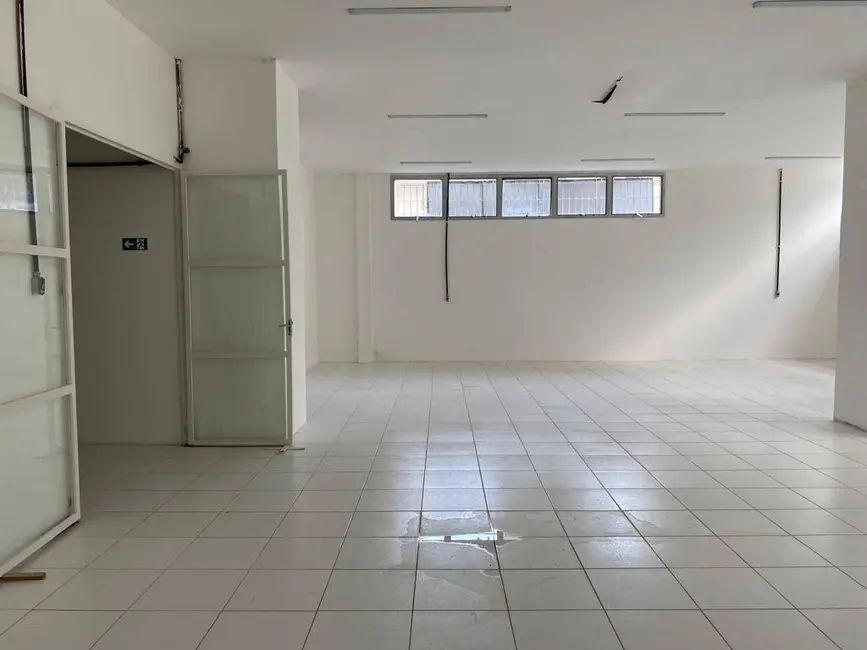 Loja para alugar, 884m2 em Moema, São Paulo - SP - imagem 8 Foto 8 de Loja para alugar, 884m2 em Moema, São Paulo - SP