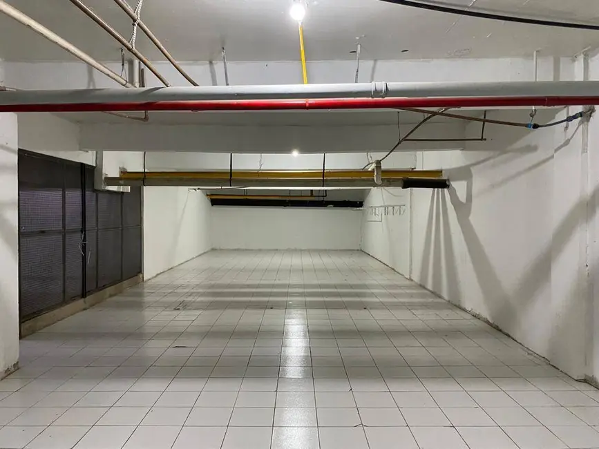 Loja para alugar, 884m2 em Moema, São Paulo - SP - imagem 1 Foto 1 de Loja para alugar, 884m2 em Moema, São Paulo - SP