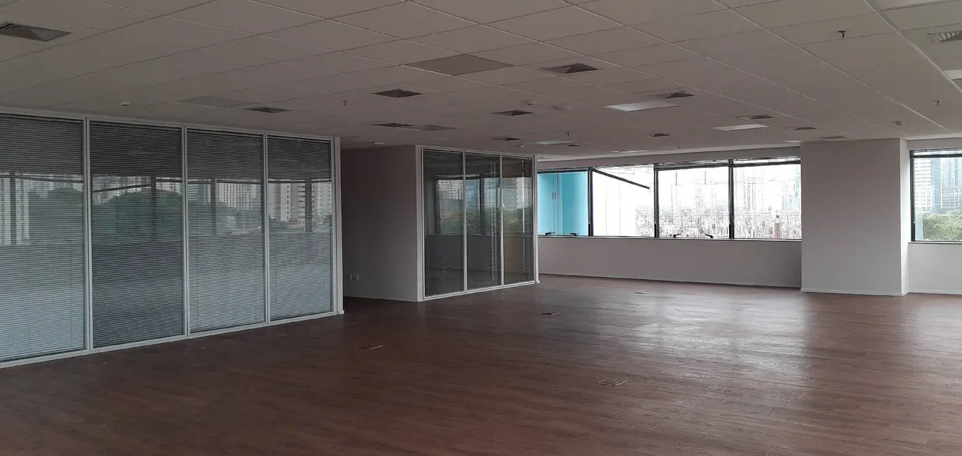 Foto 4 de Sala Comercial para alugar, 589m2 em Cidade Monções, São Paulo - SP