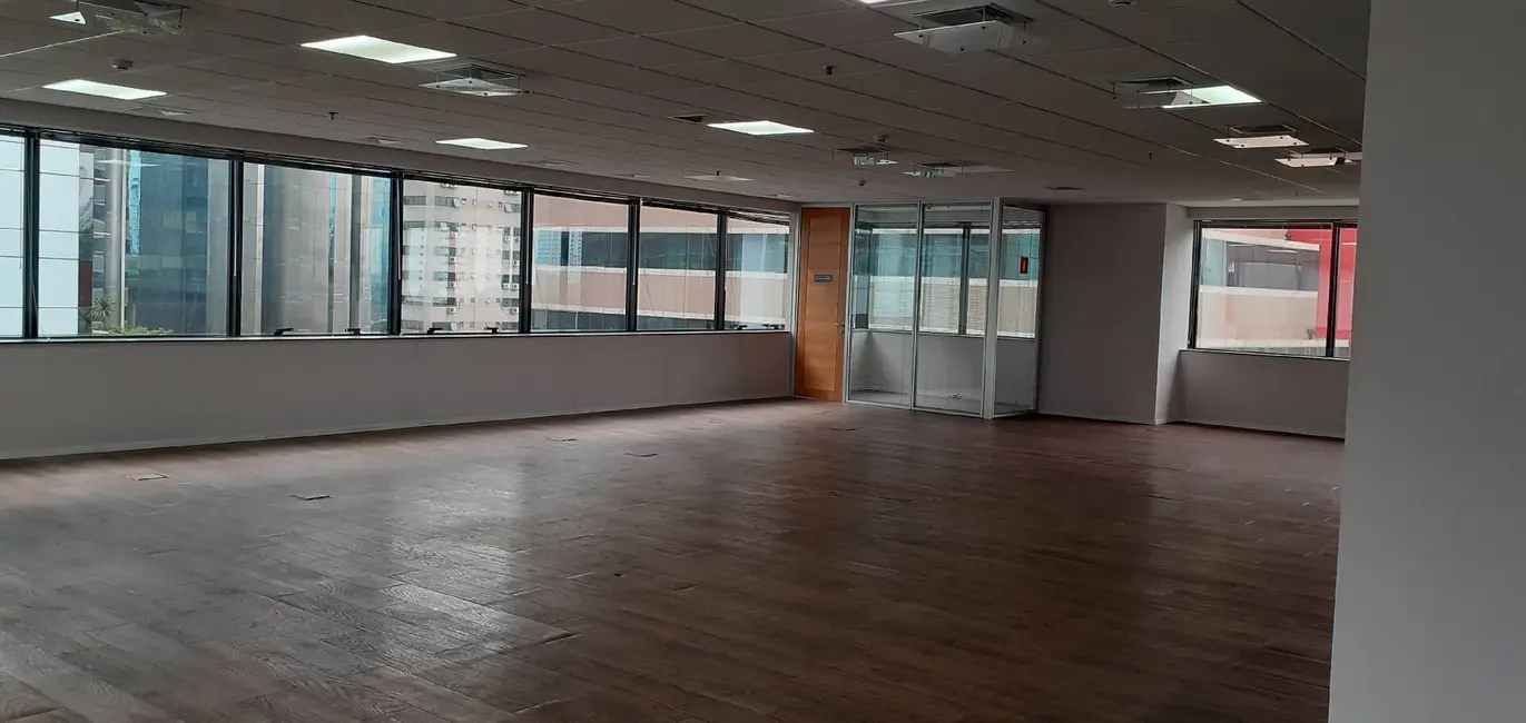 Foto 8 de Sala Comercial para alugar, 589m2 em Cidade Monções, São Paulo - SP