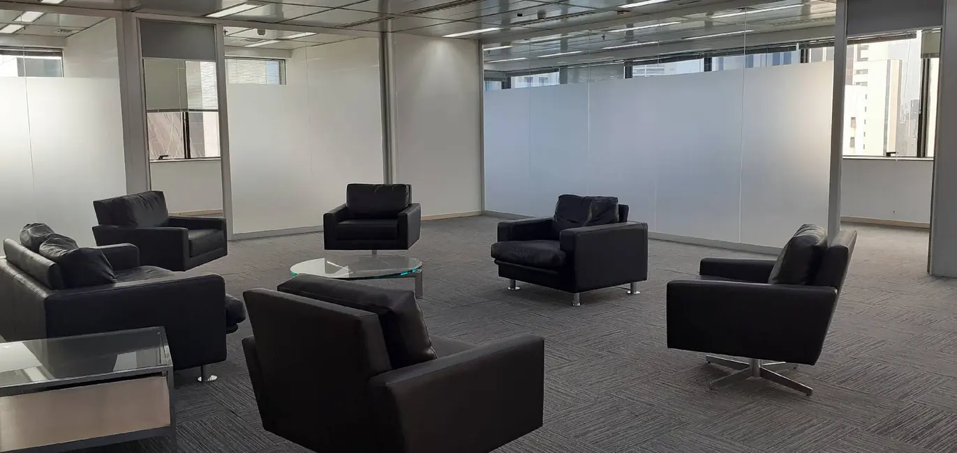 Foto 3 de Sala Comercial para alugar, 589m2 em Cidade Monções, São Paulo - SP