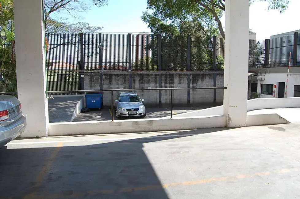 Foto 2 de Sala Comercial à venda, 2750m2 em Vila Santa Catarina, São Paulo - SP