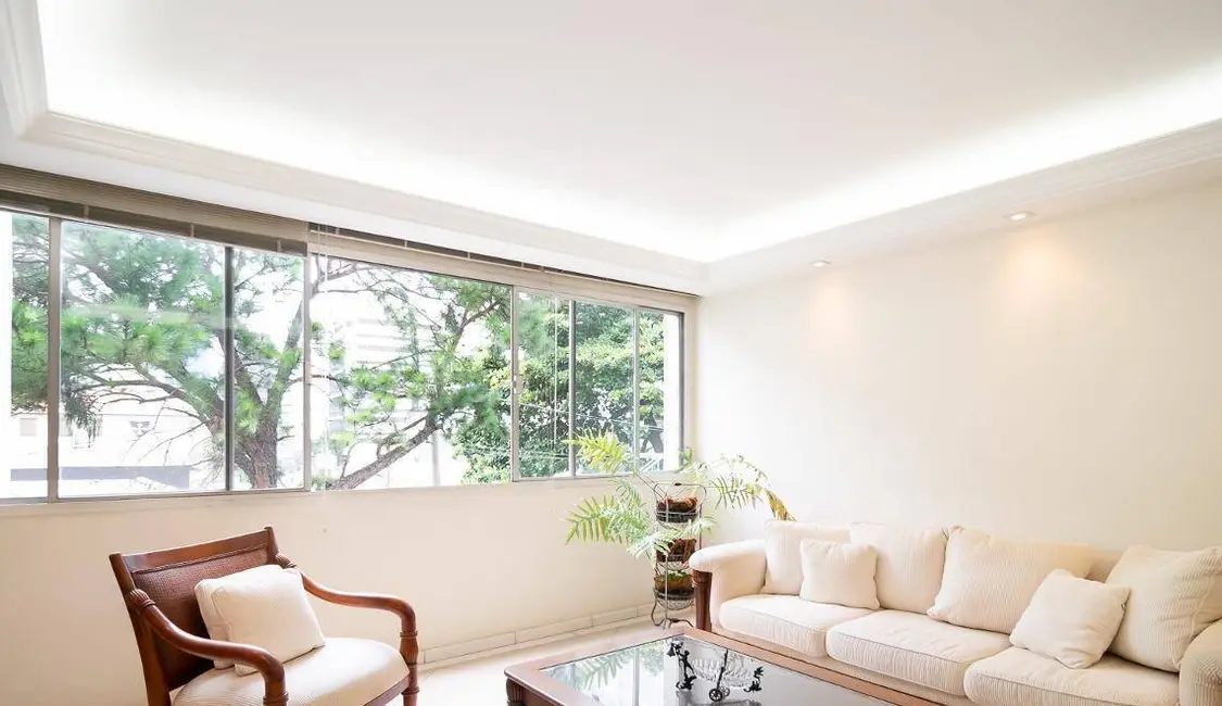 Foto 2 de Apartamento com 2 quartos à venda, 110m2 em São Paulo - SP