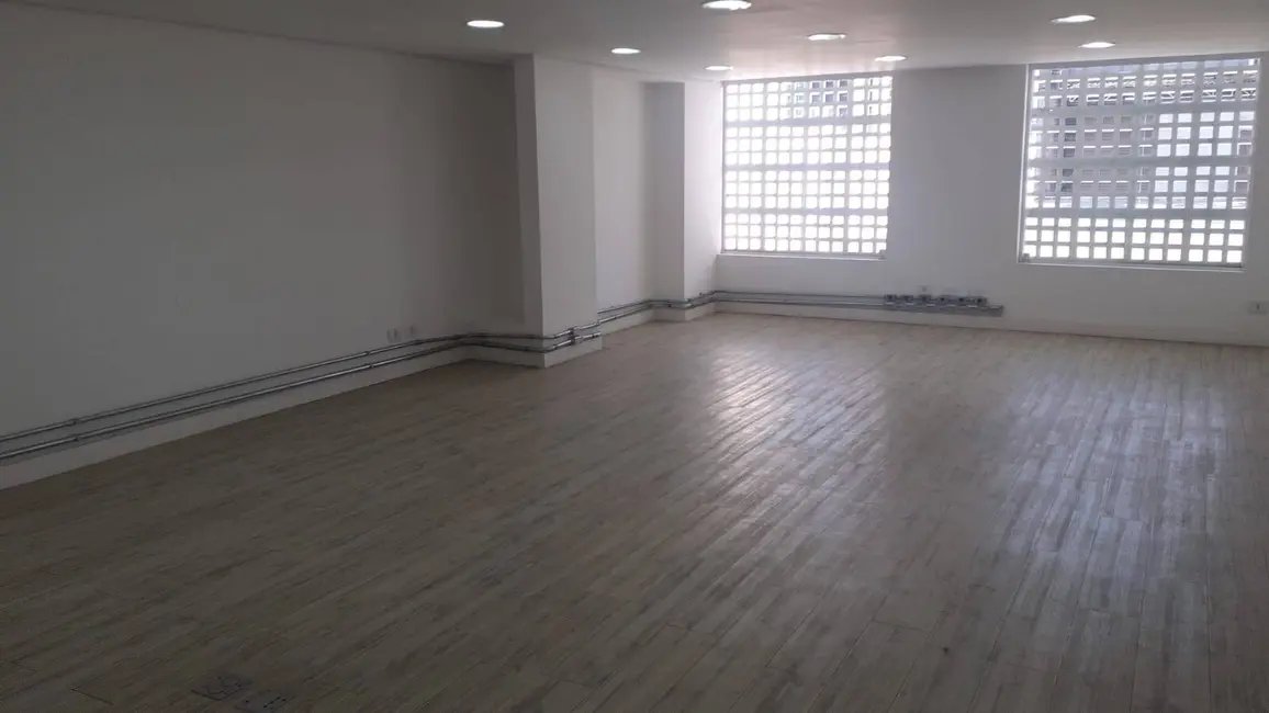 Loja para alugar, 749m2 em Indianópolis, São Paulo - SP - imagem 2 Foto 2 de Loja para alugar, 749m2 em Indianópolis, São Paulo - SP