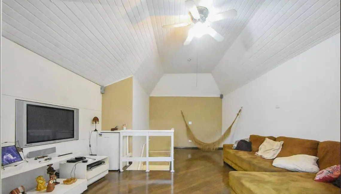 Casa com 4 quartos à venda e para alugar em Jardim Santo Amaro, São Paulo - SP - imagem 8 Foto 8 de Casa com 4 quartos à venda e para alugar em Jardim Santo Amaro, São Paulo - SP