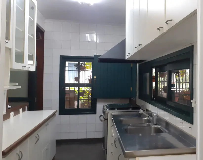 Casa com 5 quartos à venda e para alugar, 1100m2 em Chácara Flora, São Paulo - SP - imagem 8 Foto 8 de Casa com 5 quartos à venda e para alugar, 1100m2 em Chácara Flora, São Paulo - SP