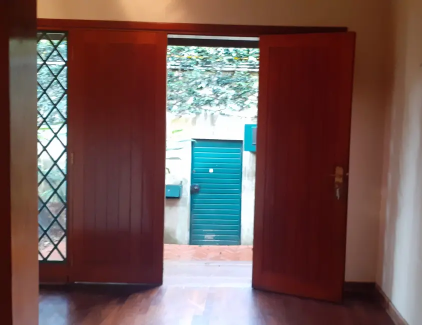 Casa com 5 quartos à venda e para alugar, 1100m2 em Chácara Flora, São Paulo - SP - imagem 5 Foto 5 de Casa com 5 quartos à venda e para alugar, 1100m2 em Chácara Flora, São Paulo - SP