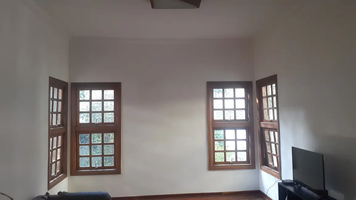 Foto 9 de Casa com 5 quartos para alugar, 1907m2 em Granja Julieta, São Paulo - SP