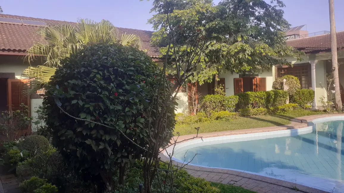 Foto 6 de Casa com 5 quartos para alugar, 1907m2 em Granja Julieta, São Paulo - SP