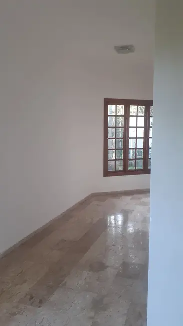 Foto 4 de Casa com 5 quartos para alugar, 1907m2 em Granja Julieta, São Paulo - SP