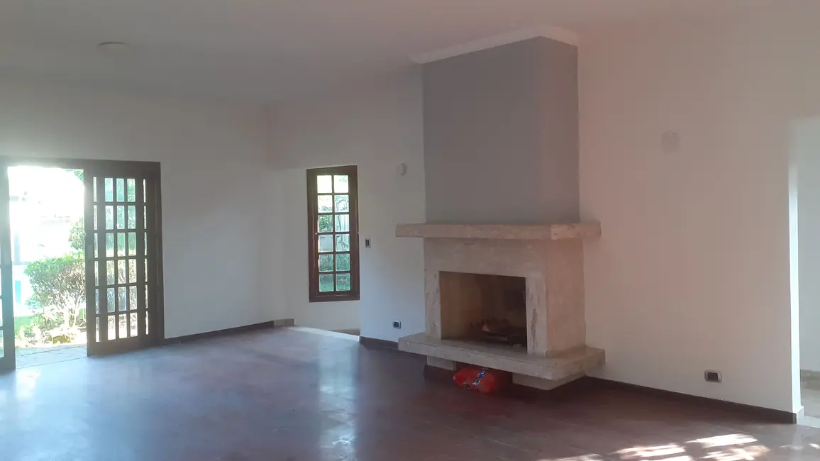 Foto 2 de Casa com 5 quartos para alugar, 1907m2 em Granja Julieta, São Paulo - SP