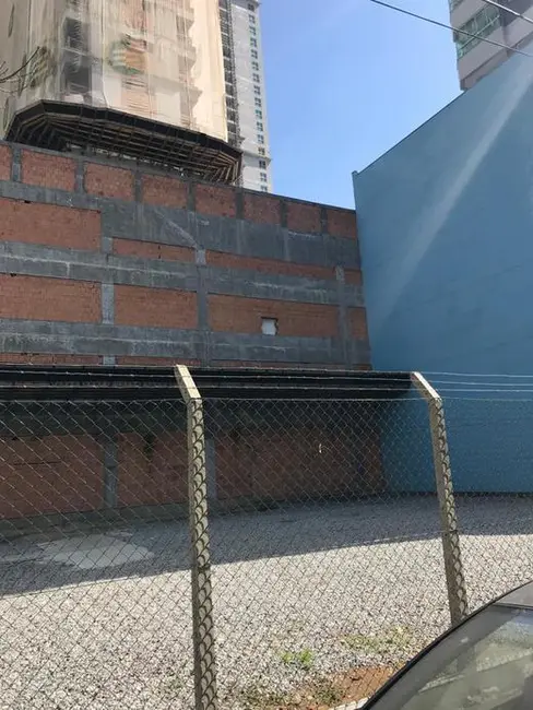 Foto 2 de Terreno / Lote à venda em Balneario Camboriu - SC