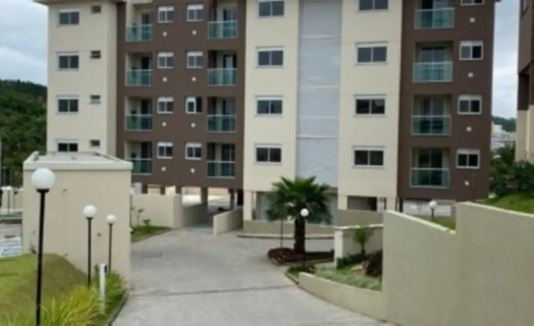 Foto 2 de Apartamento com 2 quartos à venda, 64m2 em Sao Jose - SC